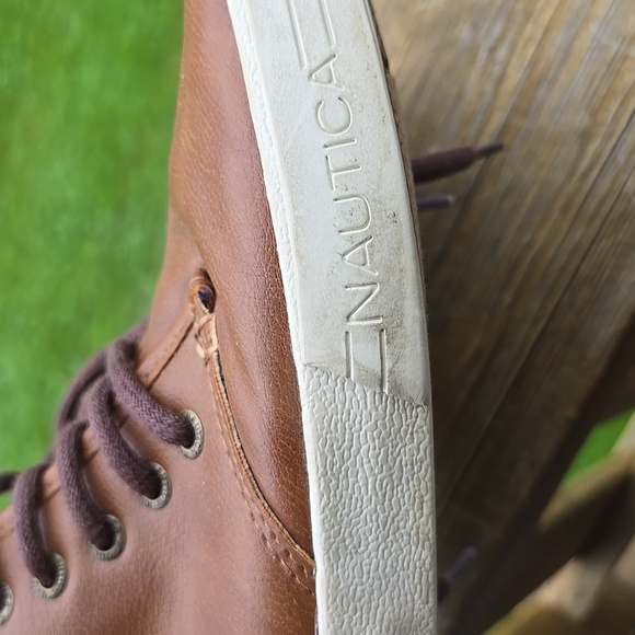 NAUTICA Mens Youth Sz 4 Brown Faux Leather Breakwater Ankle Chukka Lace Up UC - Picture 4 of 9